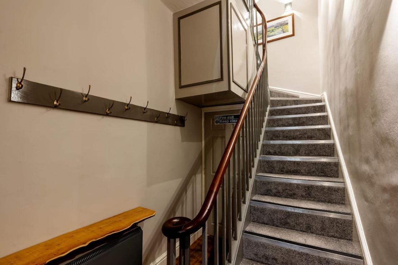 Royal View Apartments เคิร์กบีลอนสเดล ภายนอก รูปภาพ